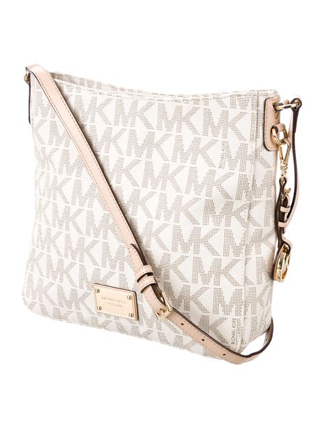 michael michael kors jet set travel lg messenger pearl grey